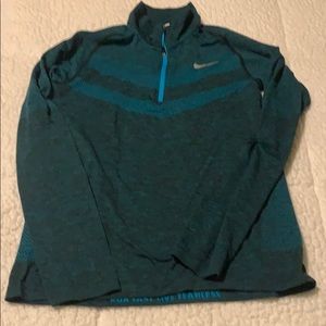 Nike blue and black men’s small zip up